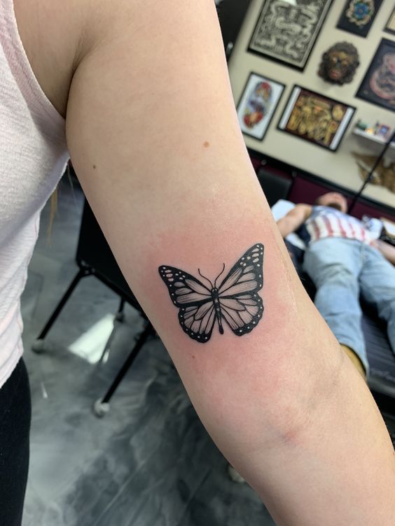 100 top idées de tatouages papillons originaux 78