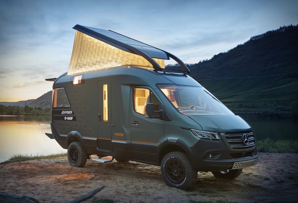 30 vans aménagés qui se transforment en caravane 9