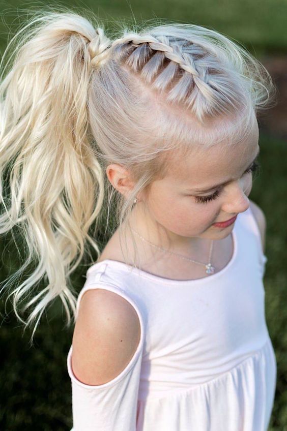 33 idées de jolies coiffures pour petites filles 6