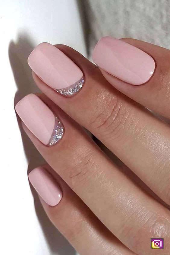 Les 50 plus belles idées d'ongles de mariage 13