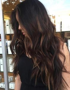 Les 29 plus beaux balayages chocolat sur cheveux noir 43