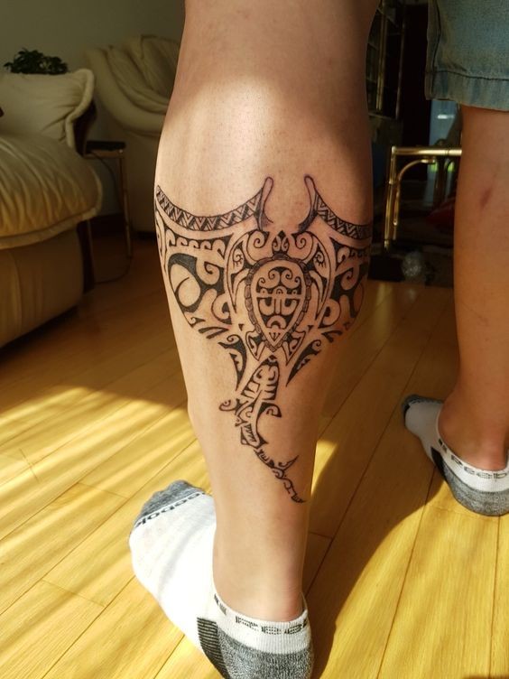 50 top idées de tatouage maori pour femme 14