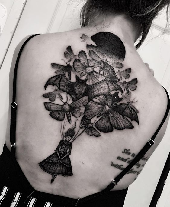 Les 100 plus beaux tatouages dos femme 17