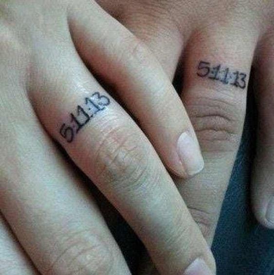 Les 100 plus beaux tatouages de doigts 2
