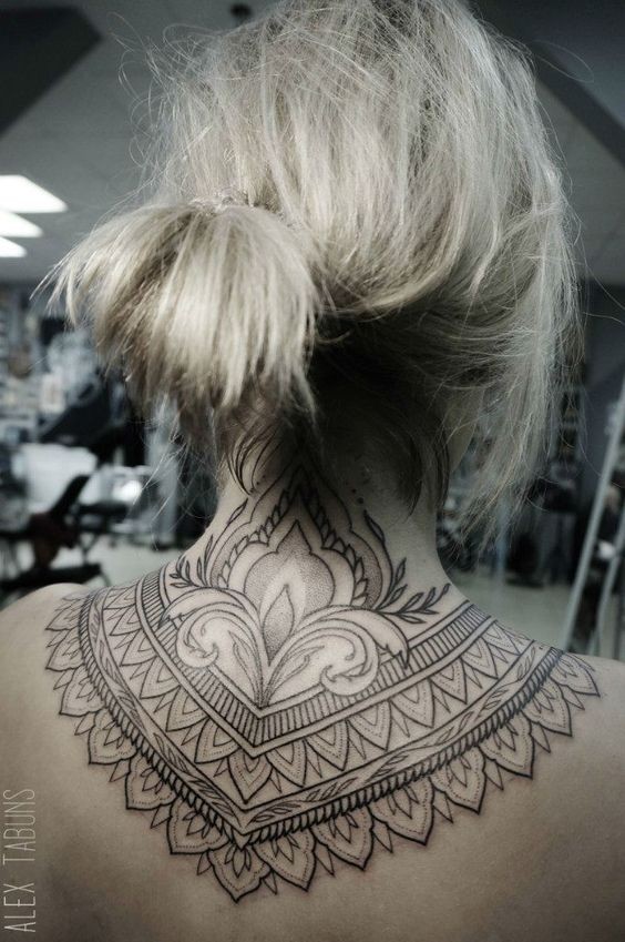 Les 100 plus beaux tatouages mandala pour femme 2