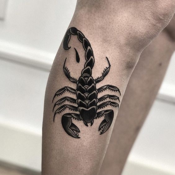 Les 50 plus beaux tatouages scorpion 22