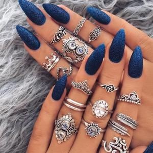 Les 50 plus belles idées d'ongles de mariage 26