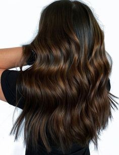 Les 29 plus beaux balayages chocolat sur cheveux noir 57