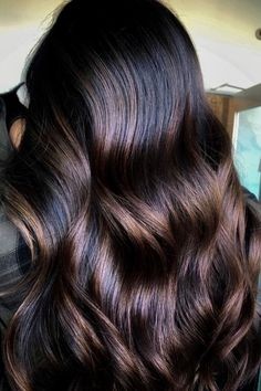 Les 29 plus beaux balayages chocolat sur cheveux noir 58