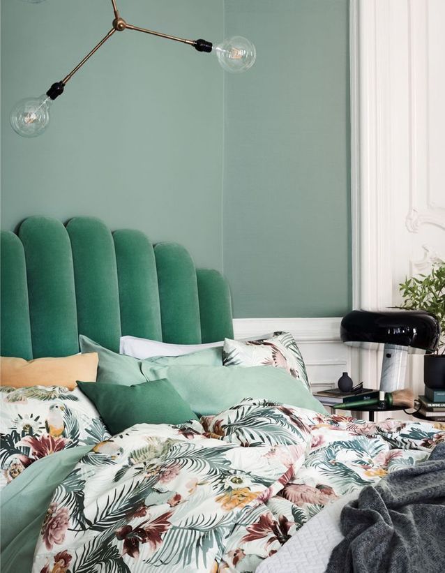 15 astuces pour faire une déco de chambre cocooning 3 Faire la part belle au velours pour une chambre cocooning