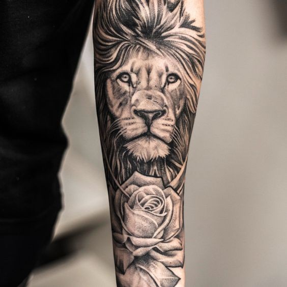 36 idées de tatouages têtes de lion et leurs significations 17