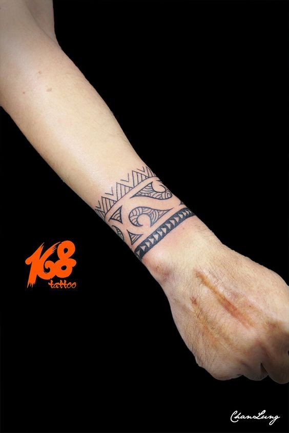 Les 100 plus beaux tatouages bracelet femme 55