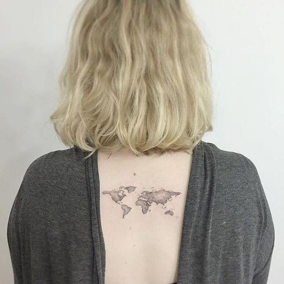 Les 100 plus beaux tatouages dos femme 58