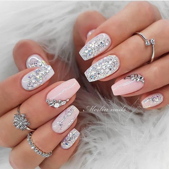 Les 50 plus belles idées d'ongles de mariage 6