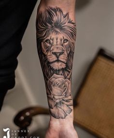 36 idées de tatouages têtes de lion et leurs significations 40