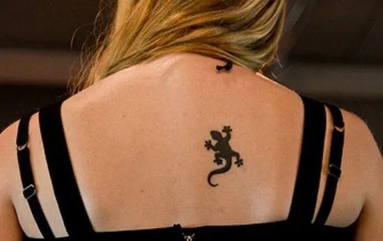 Les 100 plus beaux tatouages dos femme 72