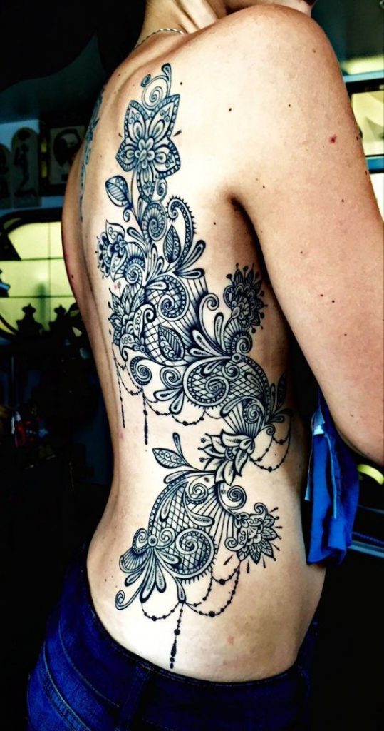 100 styles de tatouages originaux pour femme 78