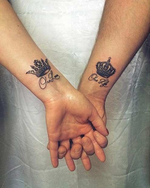 Les 100 plus beaux tatouages de poignet pour femme 86