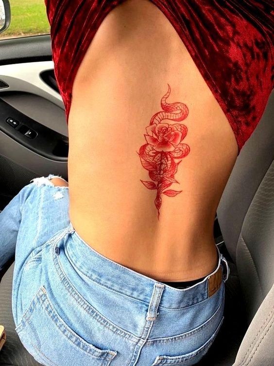 Les 100 plus beaux tatouages dos femme 90