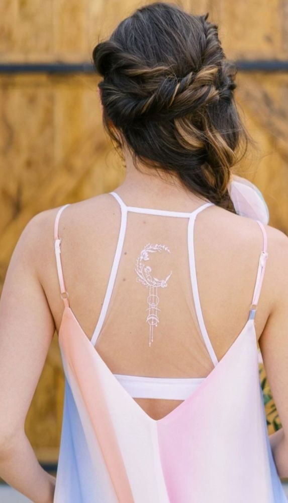 Les 100 plus beaux tatouages dos femme 95 Les 100 plus beaux tatouages dos femme 95