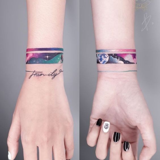 Les 100 plus beaux tatouages bracelet femme 96