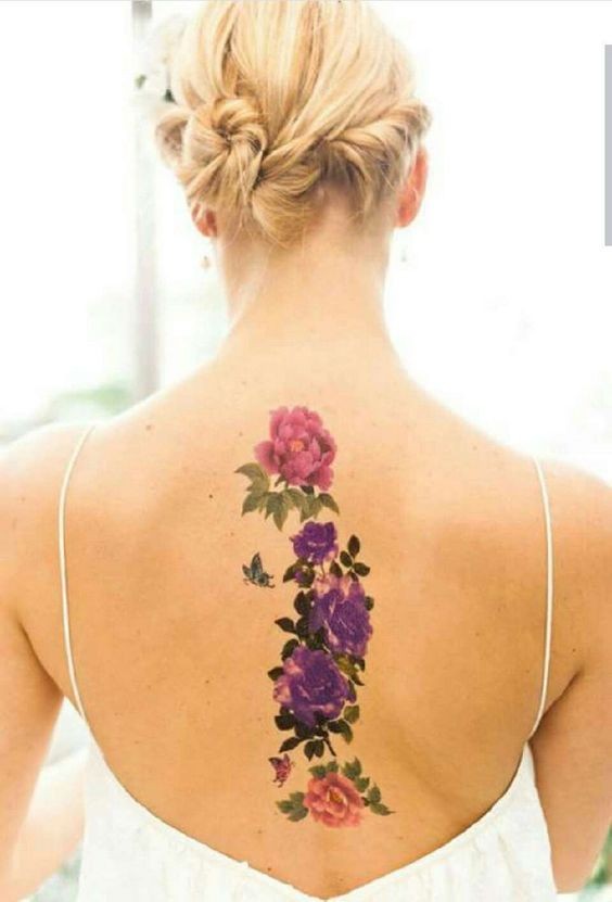 Les 100 plus beaux tatouages dos femme 97