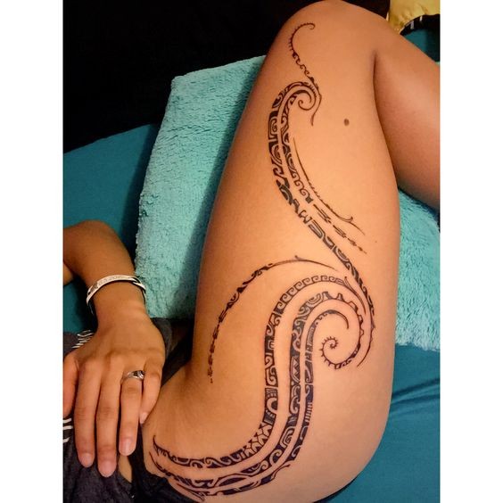 50 top idées de tatouage maori pour femme 10