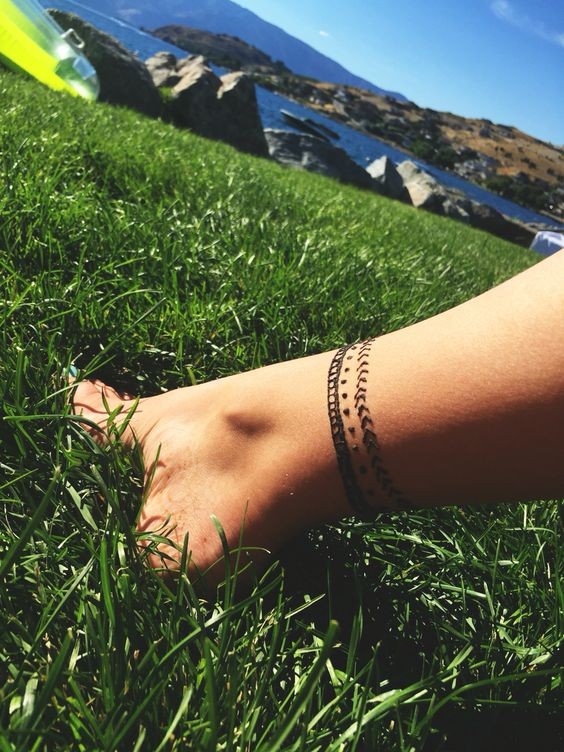 Les 100 plus beaux tatouages cheville femme 99