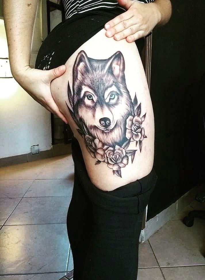 Les 100 plus beaux tatouages loup pour femme 17