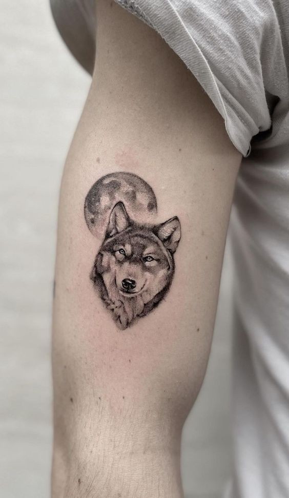 Les 100 plus beaux tatouages loup pour femme 33