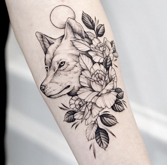 Les 100 plus beaux tatouages loup pour femme 41