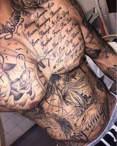 Les 50 plus beaux tatouages torse homme 2