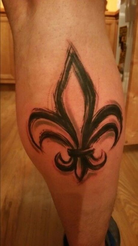 Les 50 plus beaux tatouages fleurs de lys 40 Les 50 plus beaux tatouages fleurs de lys 40