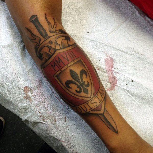 Les 50 plus beaux tatouages fleurs de lys 47 Les 50 plus beaux tatouages fleurs de lys 47