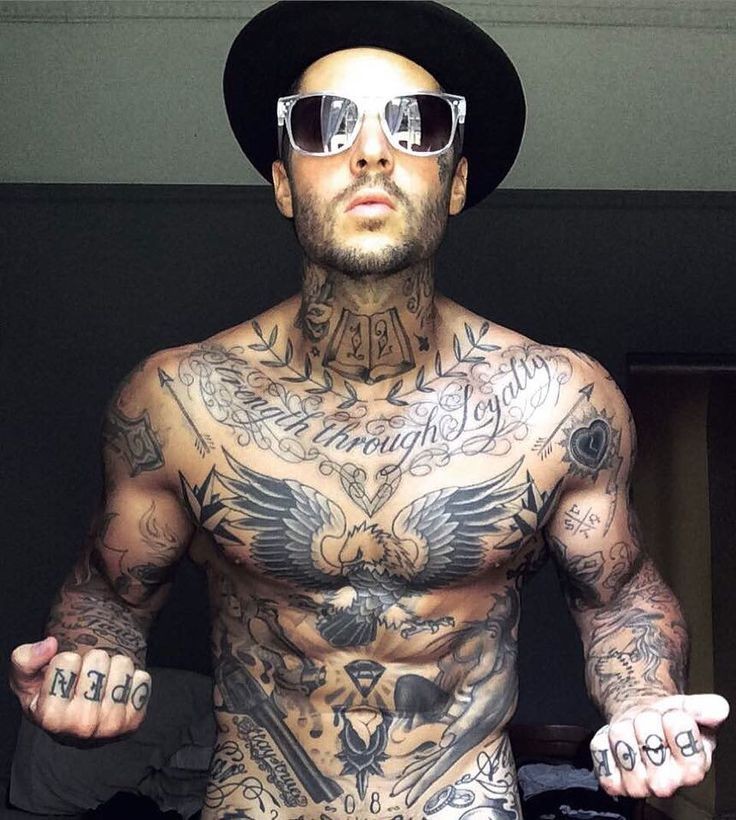 Les 50 plus beaux tatouages torse homme 9