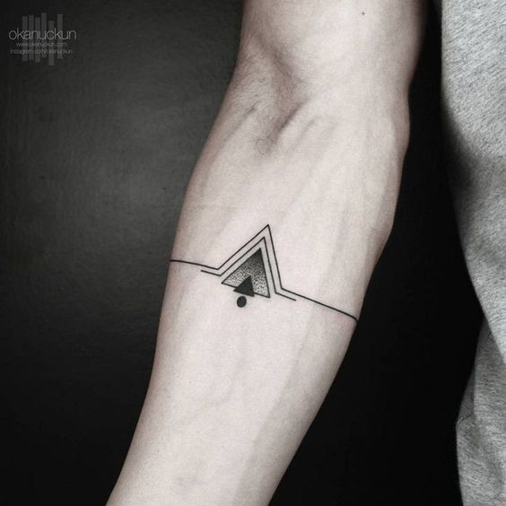 Les 50 plus beaux tatouages géométriques 12