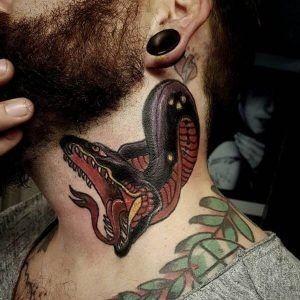 Les 50 plus beaux tatouages cou homme 1