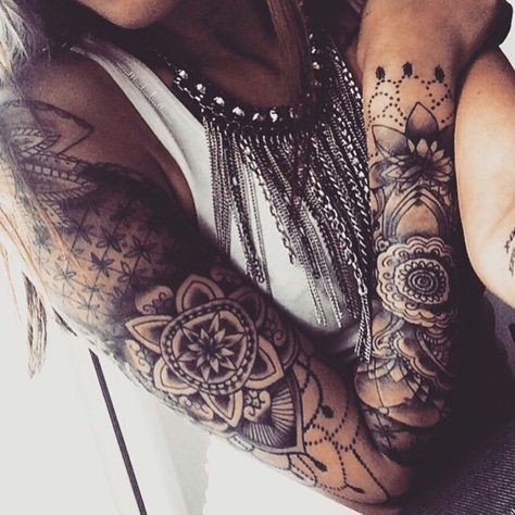 Les 50 plus beaux tatouages femme à l'épaule 14