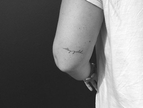 Les 50 plus beaux tatouages calligraphie 15