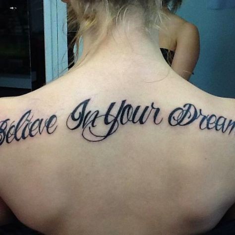 Les 50 plus beaux tatouages calligraphie 19