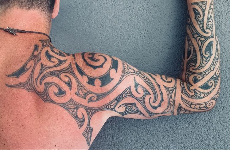100 top idées de tatouages maori pour s'inspirer 23