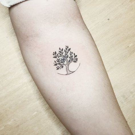Les 50 plus beaux tatouages arbre de vie 33