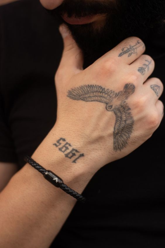 56 top idées de tatouages poignet 34 56 top idées de tatouages poignet 34
