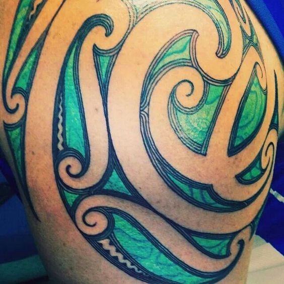 100 top idées de tatouages maori pour s'inspirer 4