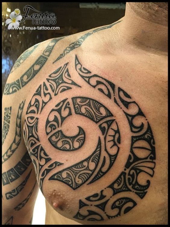 100 top idées de tatouages maori pour s'inspirer 42