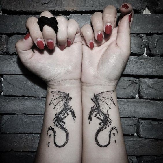 56 top idées de tatouages poignet 42 56 top idées de tatouages poignet 42