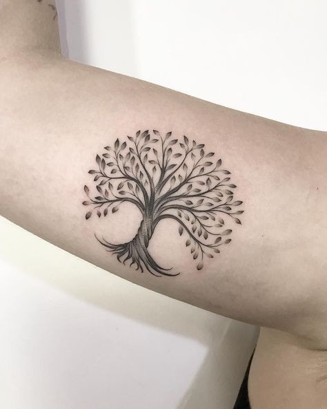 Les 50 plus beaux tatouages arbre de vie 45