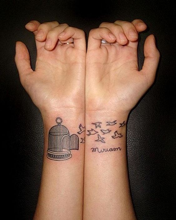 56 top idées de tatouages poignet 43