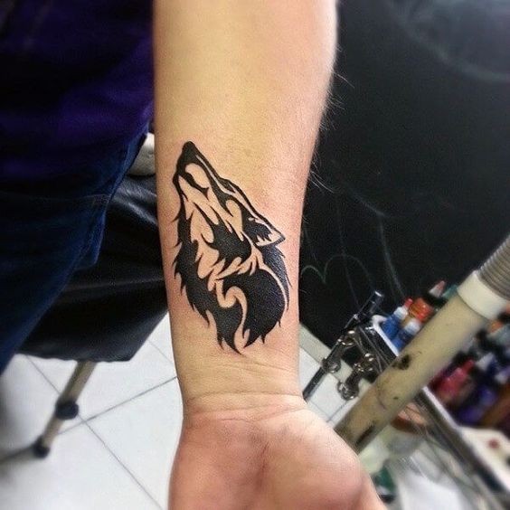 56 top idées de tatouages poignet 44 56 top idées de tatouages poignet 44
