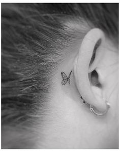 Les 50 plus beaux tatouages derrière l'oreille 48